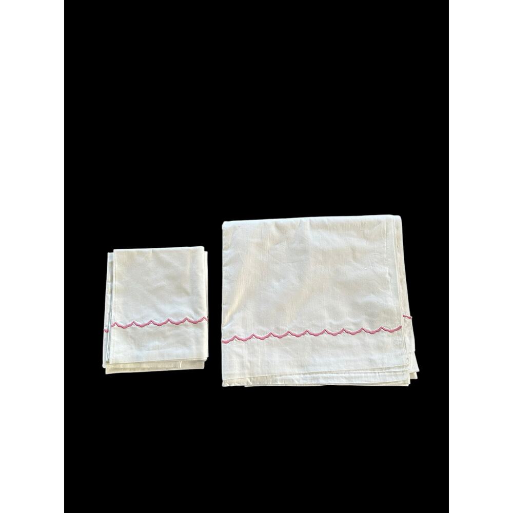 Vintage Utica white with pink scallops full flat sheet and pillowcases